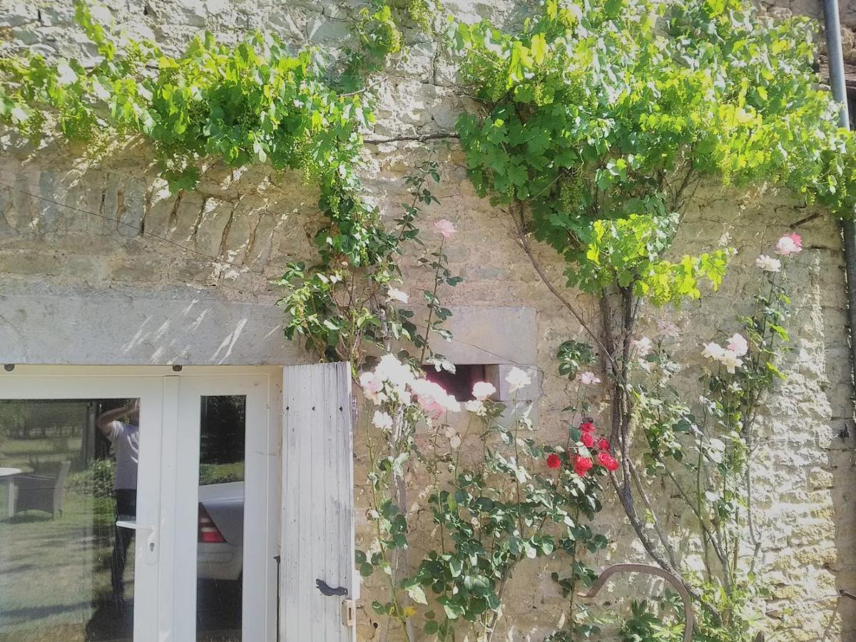 Gite Le Tilleul De La Fontaine Alluy Экстерьер фото